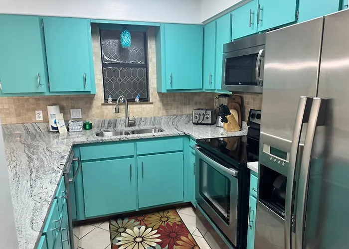 Sundial 1c From Albvr...a Beautiful Just Steps To The Beach! Holiday home Gulf Shores